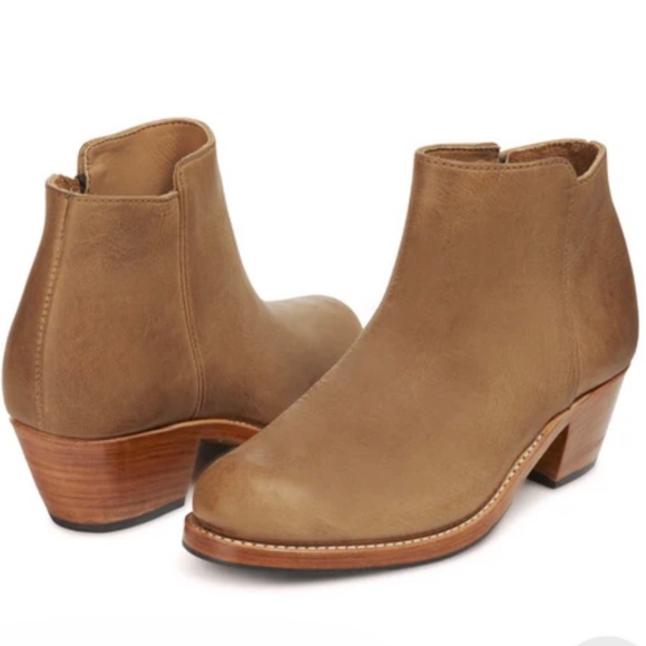 Adelante Leather Ankle Boots Pre-Fall SALE 🍂 - Picture 2 of 3